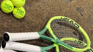トム・インドアテニス秦野校